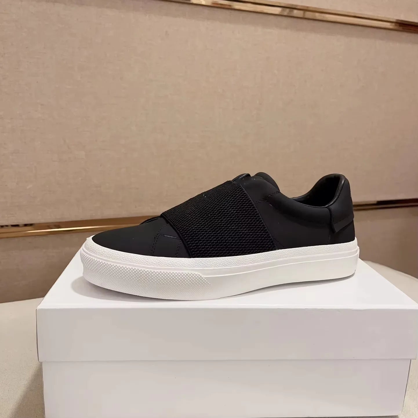 Top Quality Men White Luxury Shoes Brand Walking Style Genuine Leather Designer Sneakers for Men