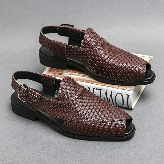 Sandal Men's 2026 Trending Products Hot Selling Genuine Leather Slippers Breathable Men's Summer Flat Sandals Walking Style