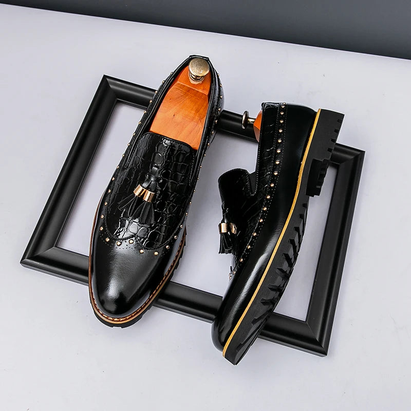 2025 New Styles Luxury Design Customize Genuine Leather Italian Men Dress Shoes Wedding Party Shoes Patent Leather Formal Shoes