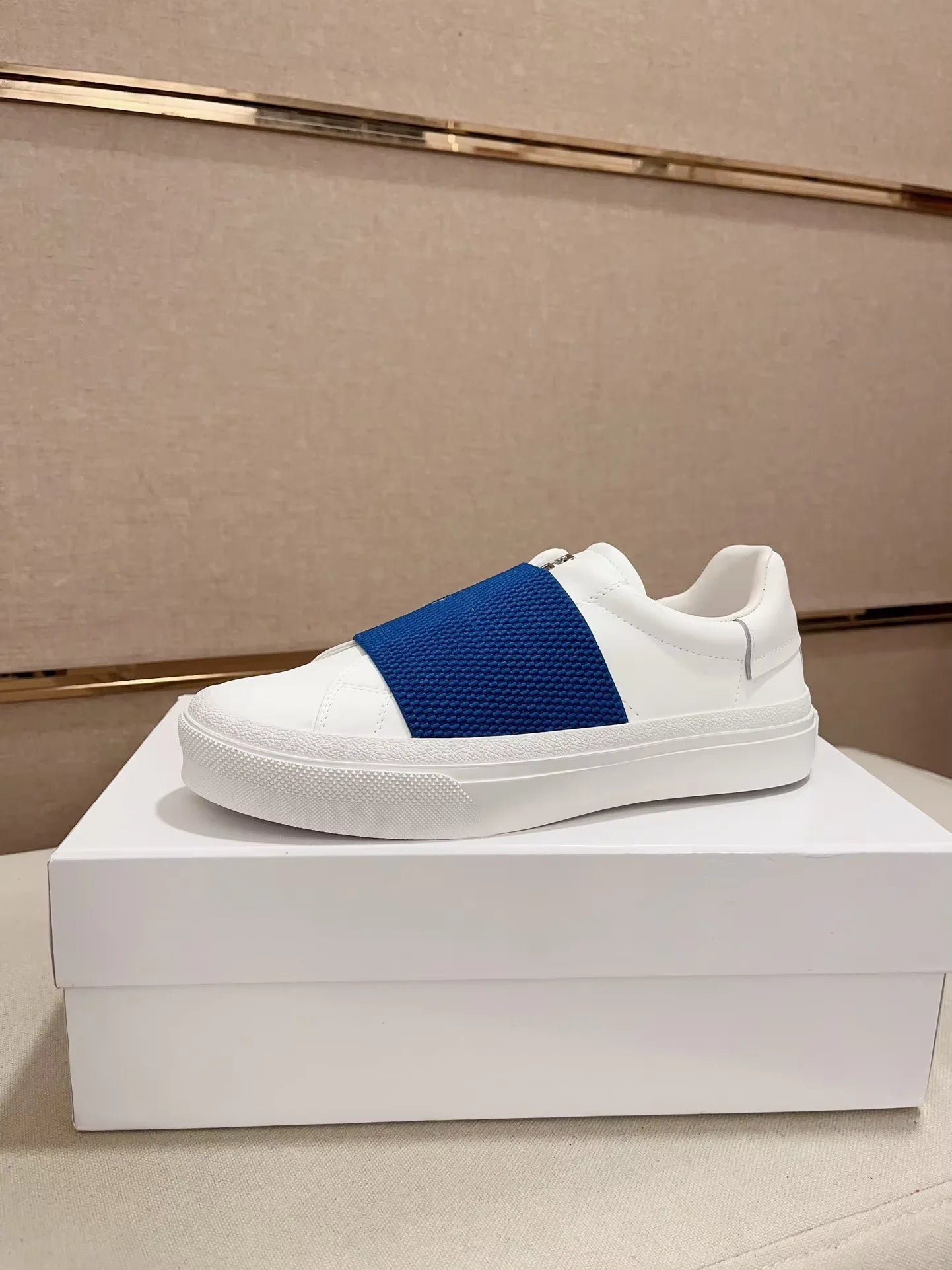 Top Quality Men White Luxury Shoes Brand Walking Style Genuine Leather Designer Sneakers for Men