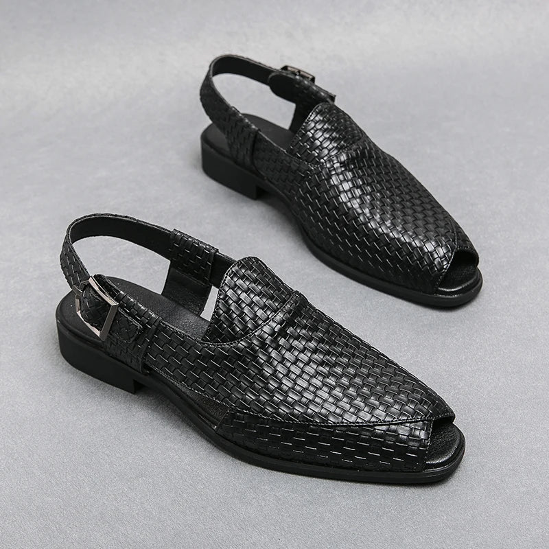 Sandal Men's 2026 Trending Products Hot Selling Genuine Leather Slippers Breathable Men's Summer Flat Sandals Walking Style