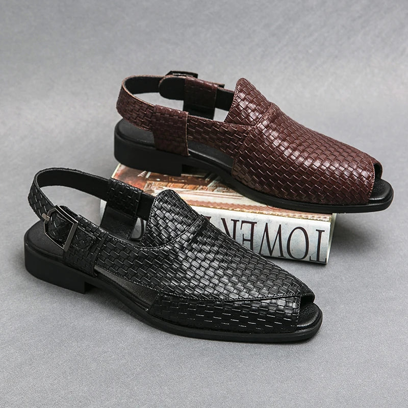 Sandal Men's 2026 Trending Products Hot Selling Genuine Leather Slippers Breathable Men's Summer Flat Sandals Walking Style