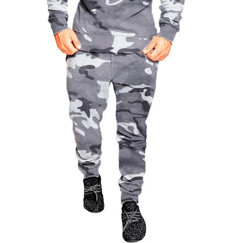Men's Camouflage Cargo Joggers - Loose Fit Harem Pants with Pockets