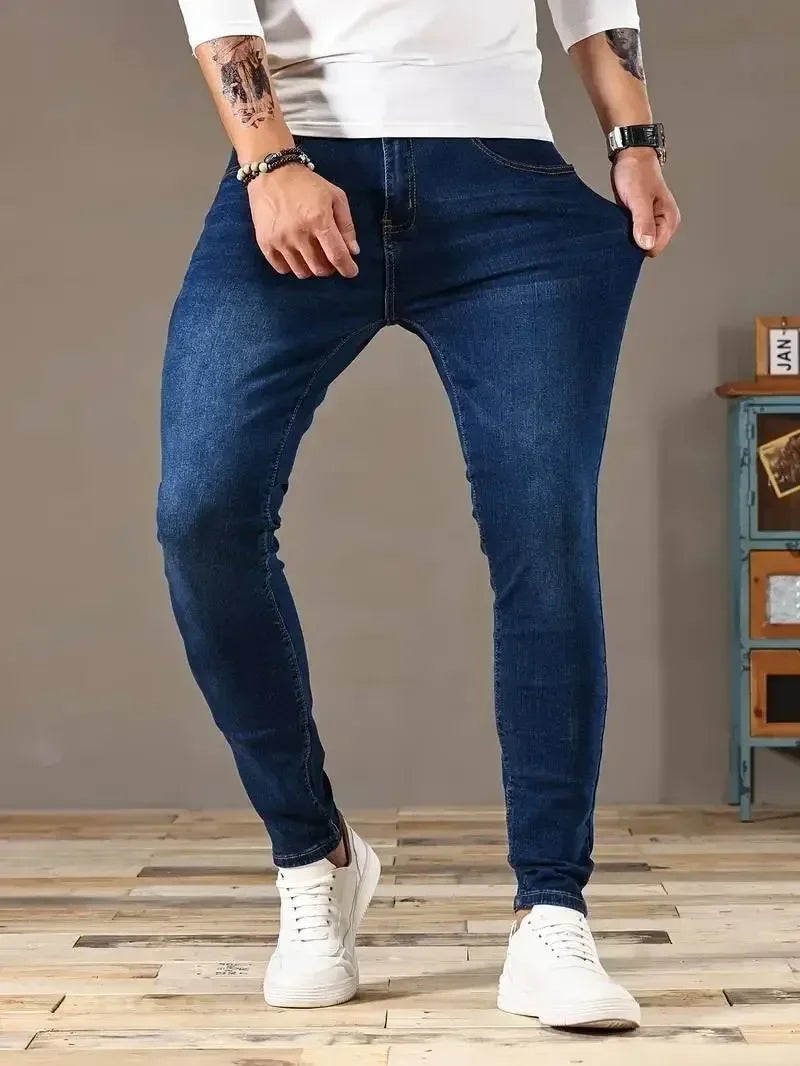 Men's Slim Fit Denim Jeans - Classic Straight Leg